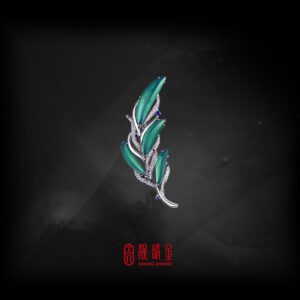 6.93克拉台灣藍寶胸墜兩用（已承蒙收藏）